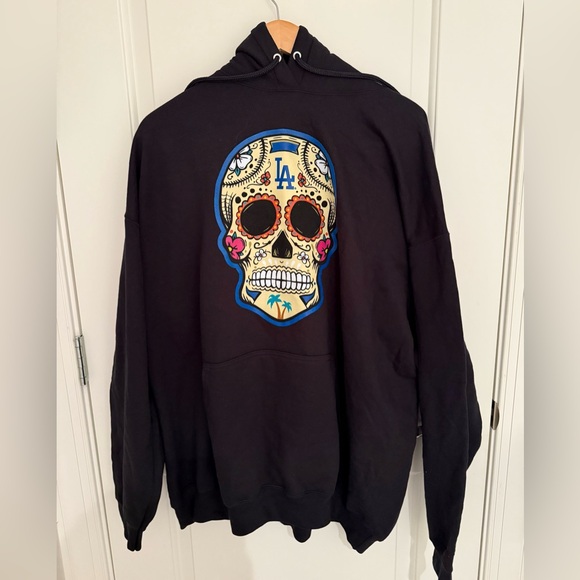 NWT New Era LA Dodgers NE Sugar Skull Black 2.0 Hoodie - Picture 2 of 6